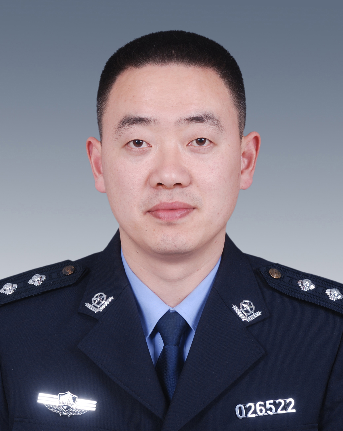 胡挺